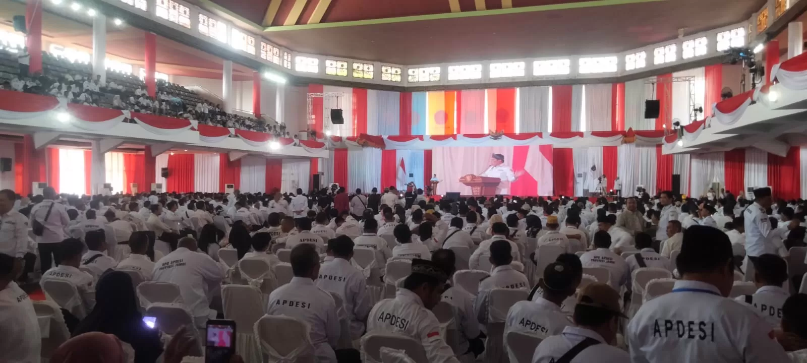 Pengelolaan Kampung di Jakarta: Anies Baswedan Berbagi Pengalaman pada Rakernas Apdesi - foto dok Metro Jambi