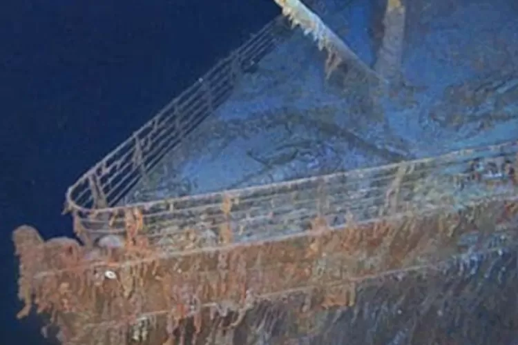 Penghuni Bangkai Titanic