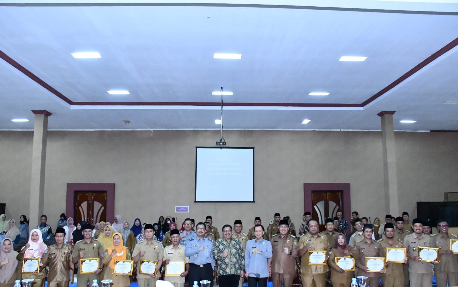 12 Kelurahan Dilantik Sebagai Kelurahan Sadar Hukum