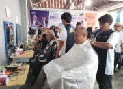 Sebelumnya Sukses, Yoppy Rustam Kembali Gelar Potong Rambut Gratis di Linggau