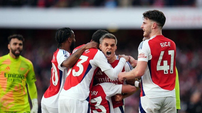 Arsenal vs Leicester, Leandro Trossard Bawa Arsenal Menang 4-2