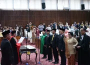 Momen Pengucapan Sumpah Pimpinan DPRD Provinsi Bengkulu 2024-2029