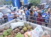 Belasan Warga Datangi Kantor PAN, Sumbang Hasil Bumi untuk Helmi Hasan