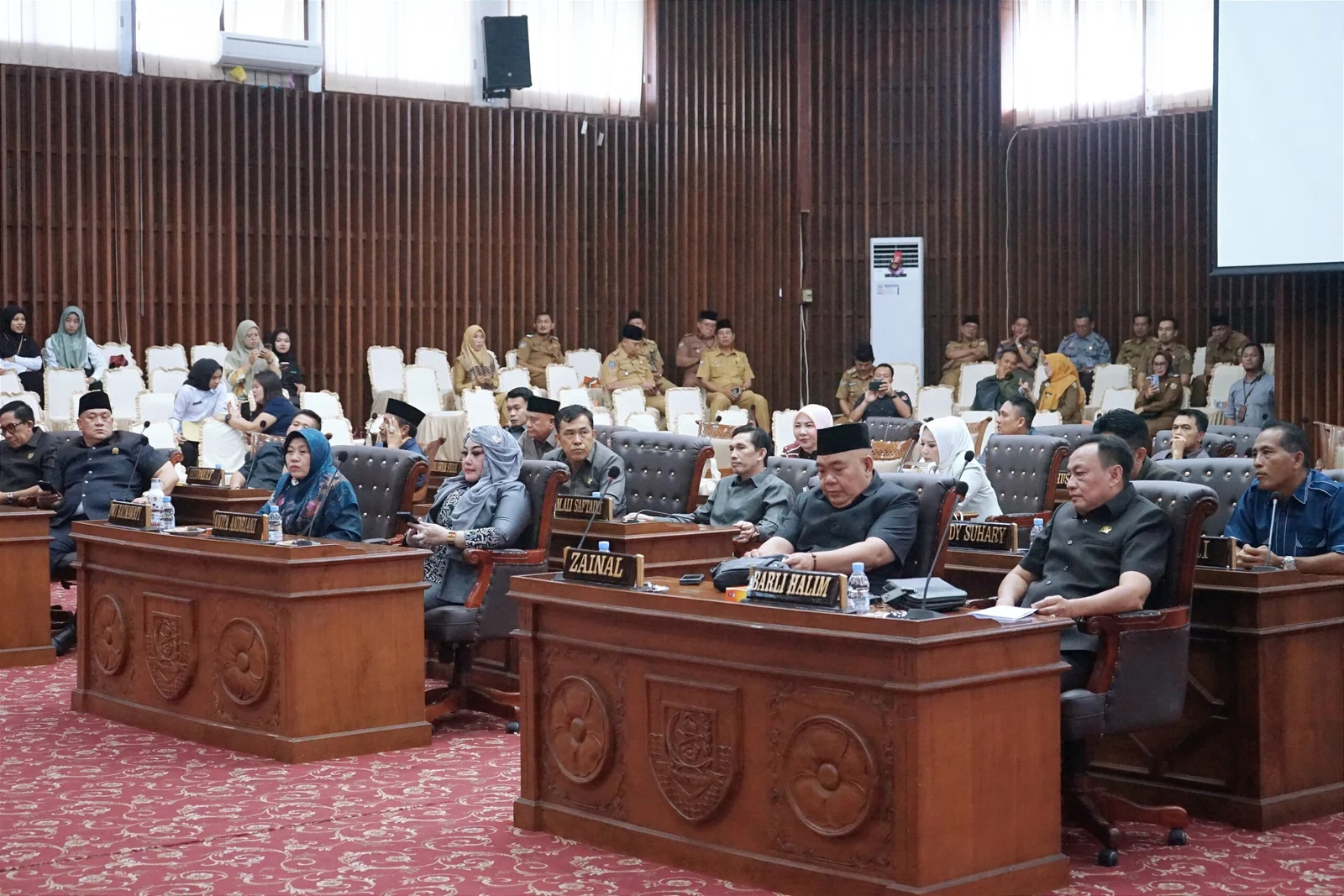 Rapat Paripurna DPRD Provinsi Bengkulu Bahas Rancangan APBD 2025