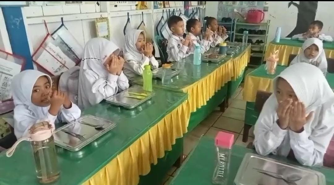 Program Makan Bergizi Gratis Bengkulu Dimulai, Ribuan Pelajar Terima Manfaat