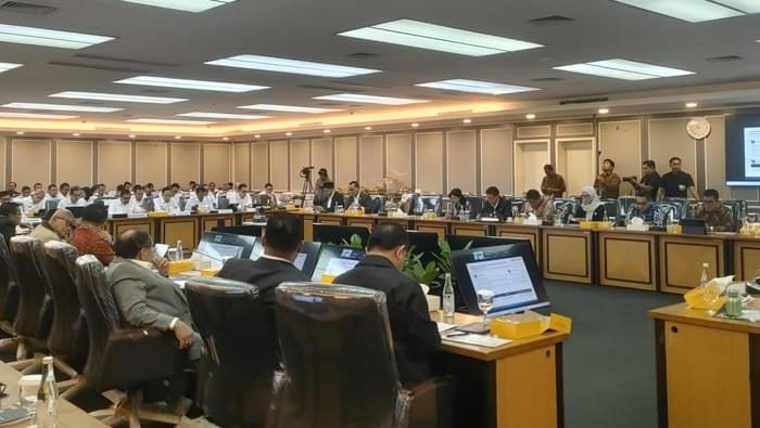 Menteri Imipas Copot 71 Pegawai Imigrasi Soetta