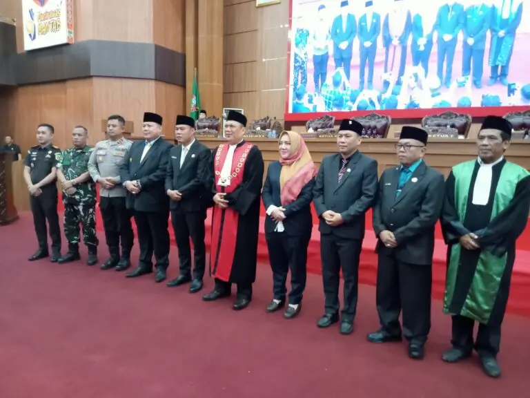 Firdaus Cik Olah Resmi Dilantik sebagai Ketua DPRD Musi Rawas 2024-2029