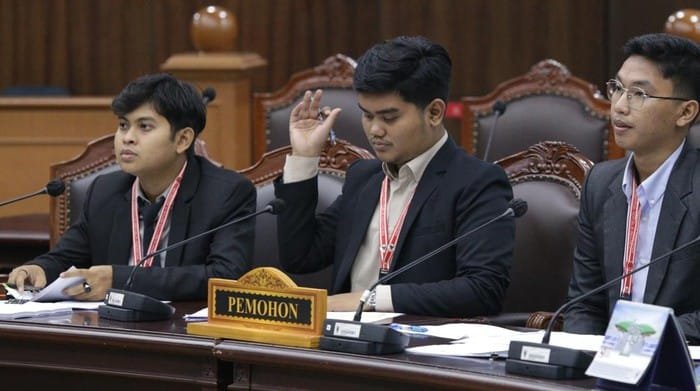 Mahasiswa Unand Gugat Pasal UU ITE ke MK