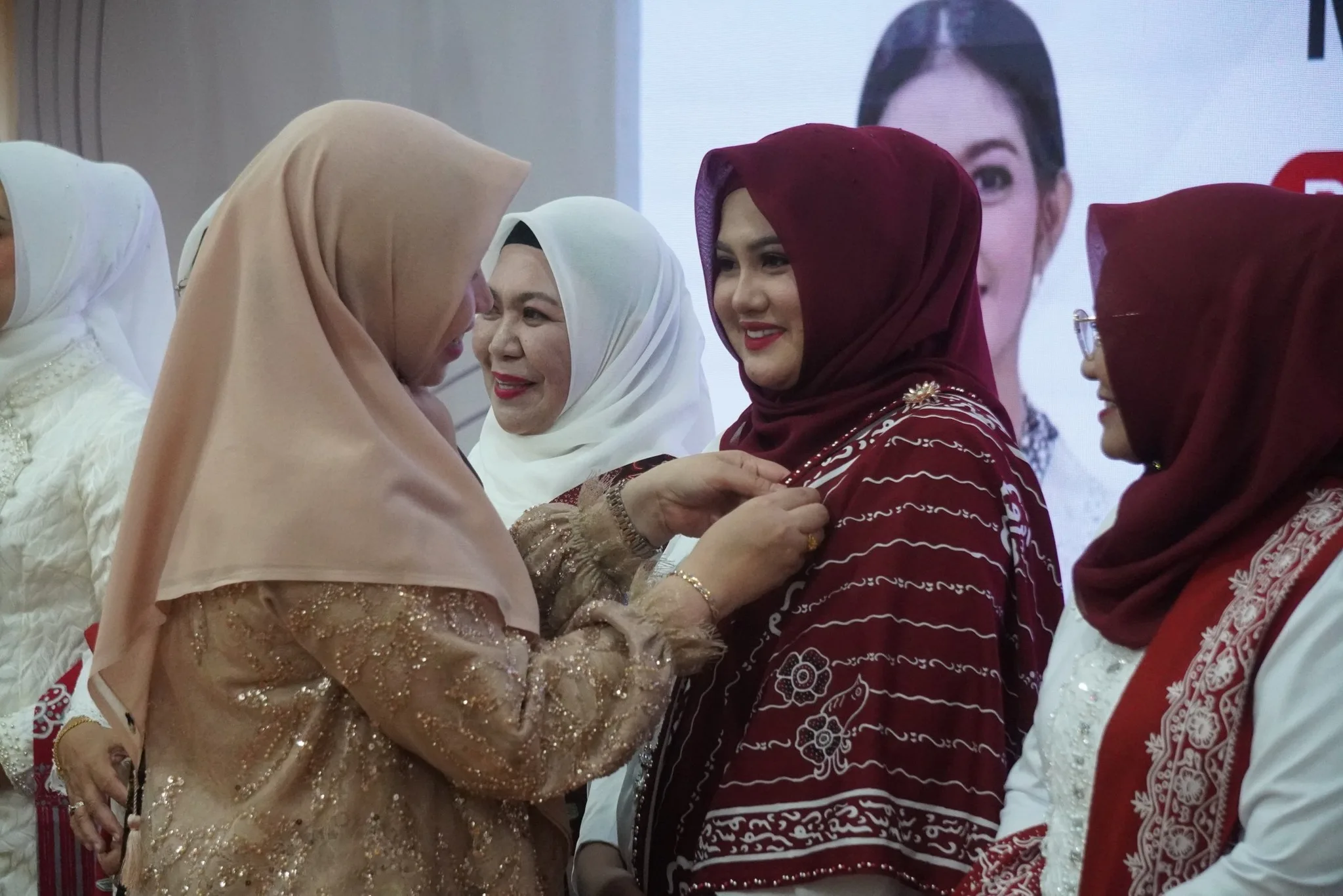 Ny. Meita Elita Arie Resmi Dilantik Sebagai Ketua Dekranasda Bengkulu Utara, Dorong Kemajuan UMKM dan Kerajinan Lokal
