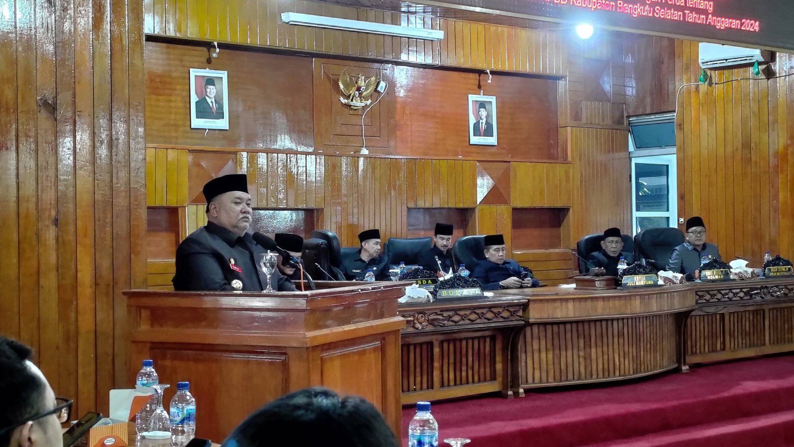 Bupati Bengkulu Selatan Hadiri Rapat Paripurna DPRD Bahas Pertanggungjawaban APBD 2024