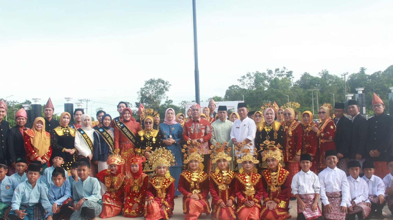 Festival Tunas Bahasa Ibu Tingkat SD, Upaya Lestarikan Bahasa Daerah di Bengkulu Tengah Festival Tunas Bahasa Ibu Tingkat SD, Upaya Lestarikan Bahasa Daerah di Bengkulu Tengah