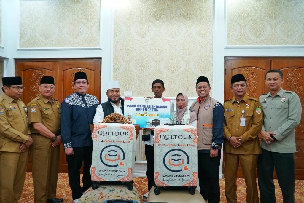 Nelayan Penolong Kapal Tenggelam Dapat Hadiah Umroh dari Gubernur Bengkulu