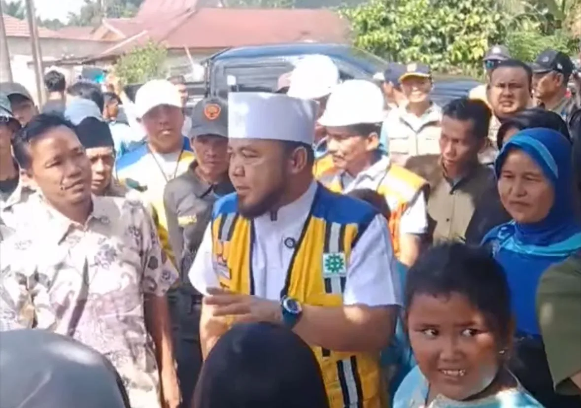 Pembangunan Jalan di Bengkulu Tengah Dimulai, Gubernur Helmi Tinjau Titik Nol