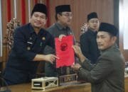 DPRD Bengkulu Utara Sampaikan Pandangan Umum terhadap Raperda RPJMD 2025-2029 dalam Rapat Paripurna DPRD Bengkulu Utara Sampaikan Pandangan Umum terhadap Raperda RPJMD 2025-2029 dalam Rapat Paripurna