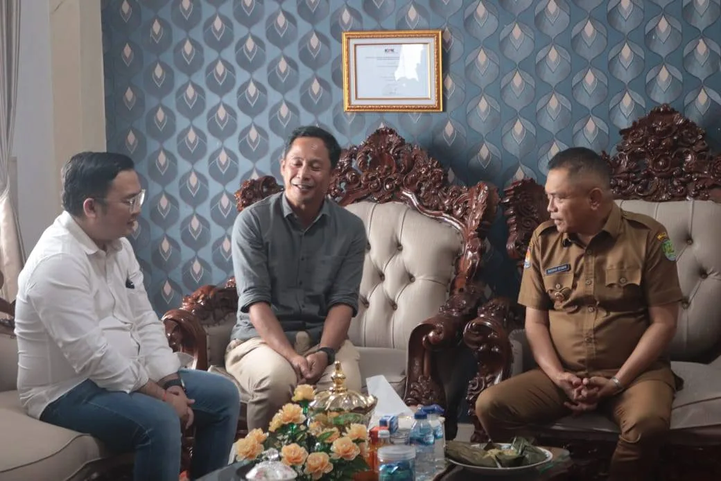 Bupati Bengkulu Tengah Terima Audiensi dari KPU, KONI, Taspen, dan Harian Rakyat Bengkulu, Perkuat Kolaborasi Pembangunan Daerah