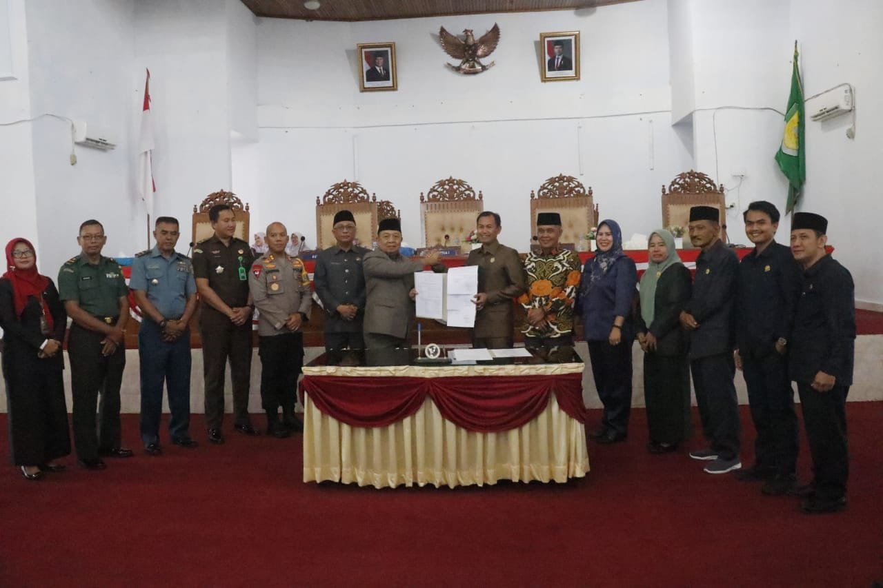 Wakil Bupati Seluma Hadiri Rapat Paripurna DPRD, Bahas Pertanggungjawaban APBD dan Program Penanganan Stunting