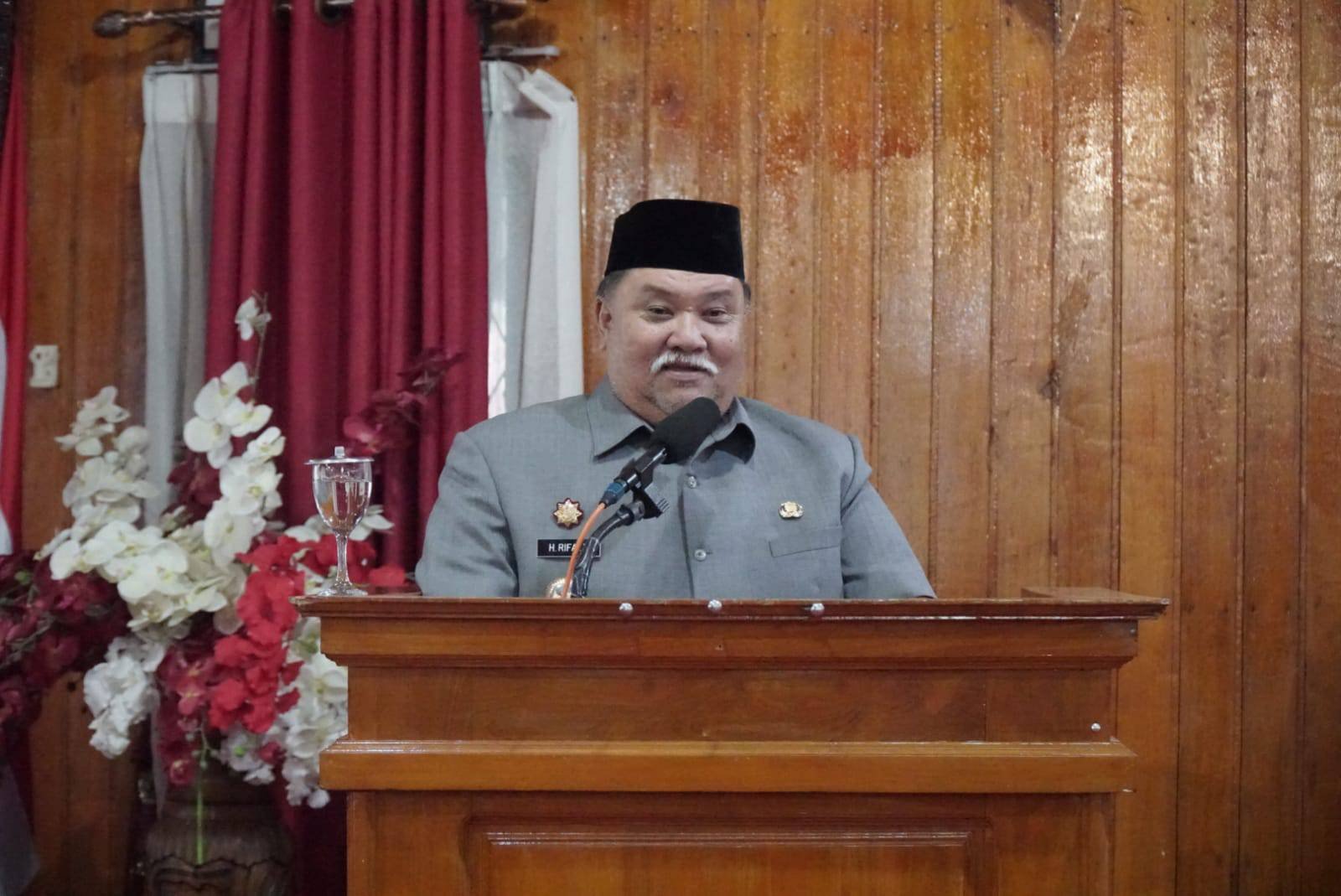 Bupati dan Wakil Bupati Bengkulu Selatan Hadiri Rapat Paripurna Penyampaian Raperda Perubahan APBDP 2025