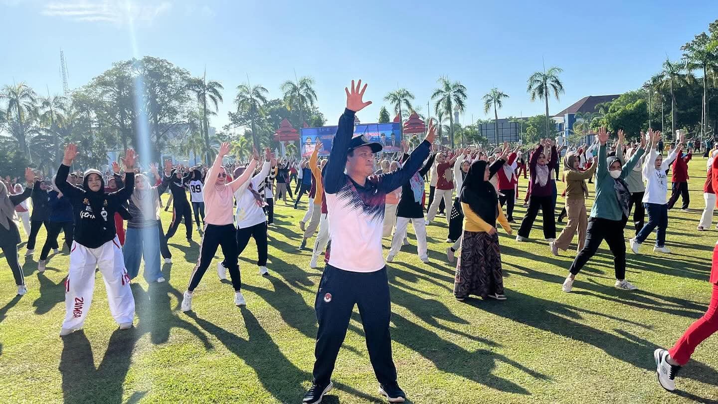 Senam dan Donor Darah, Sekda Herwan Antoni Ajak Masyarakat Bengkulu Peduli Kesehatan dan Sesama