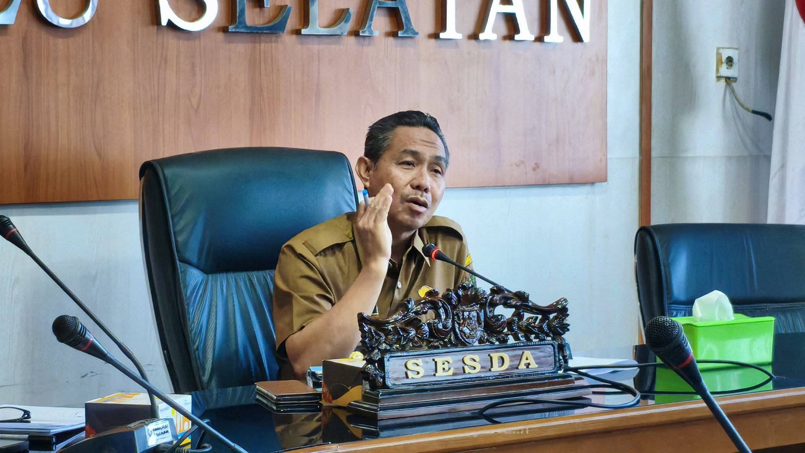 Sekda Bengkulu Selatan Pimpin Rapat Optimalisasi Pengumpulan ZIS Tahun 2025