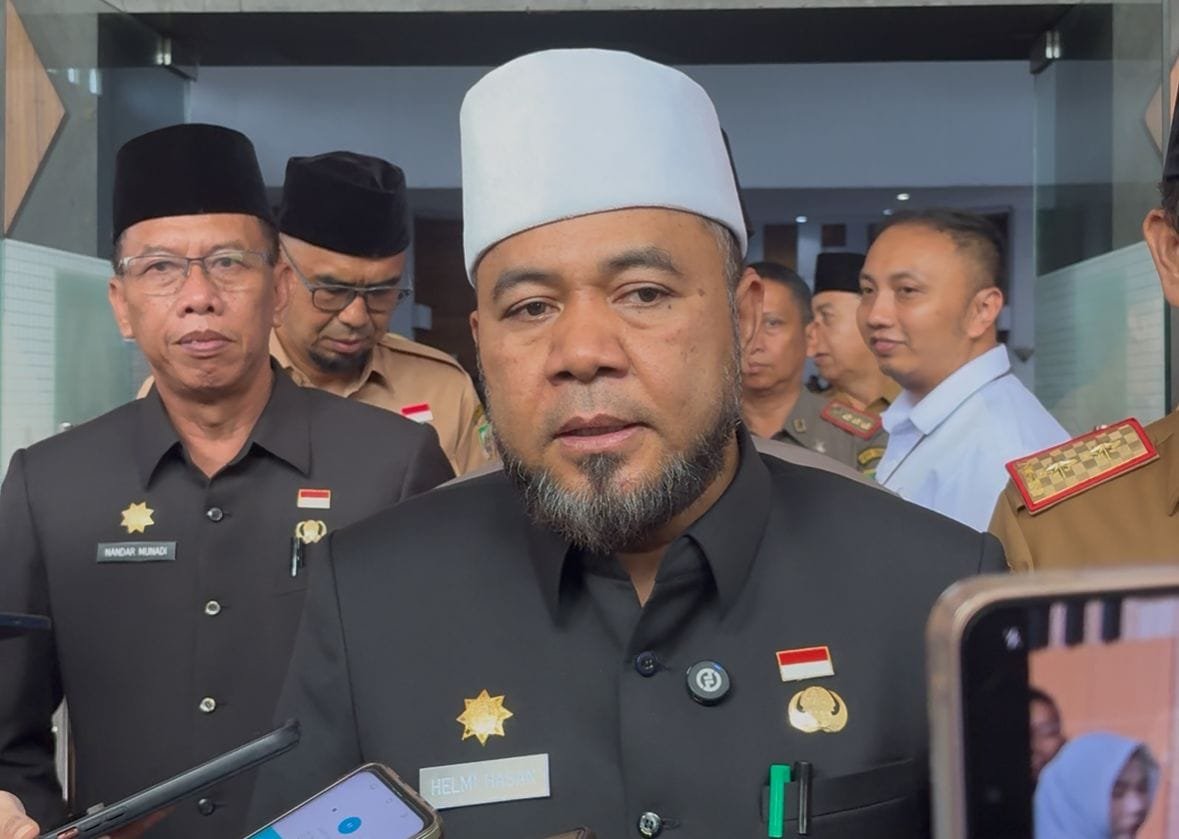 Gubernur Helmi Hasan Tegaskan Tak Ada Anak Tiri dalam Pembangunan Jalan