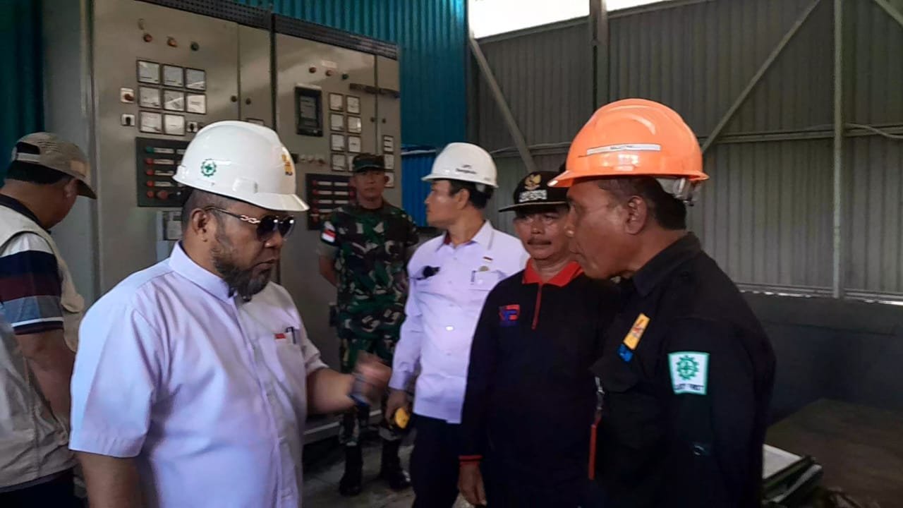 Gubernur Helmi Hasan Tinjau PLTD Enggano, Dua Mesin Rusak Siap Diusulkan Diganti