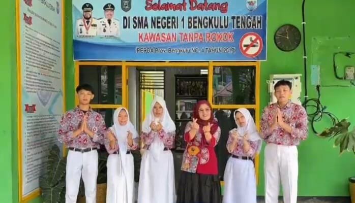 Program Gerakan Peduli Yatim (GPY) Diikuti Inspektorat Provinsi Bengkulu, Lima Siswa SMAN 1 Bengkulu Tengah Jadi Anak Asuh