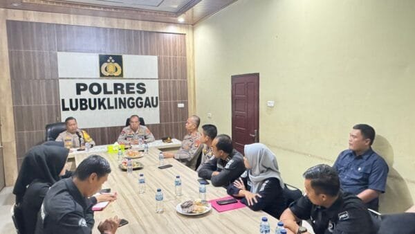 Polres Lubuk Linggau Terima Kunjungan Tim Supervisi Bidhumas Polda Sumsel untuk Penguatan Fungsi Kehumasan