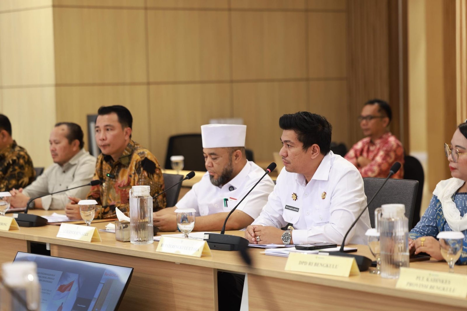 Bupati Bengkulu Utara Audiensi dengan Menteri Kesehatan di Jakarta, Bahas Fasilitas Kesehatan dan Beasiswa untuk Siswa Berprestasi