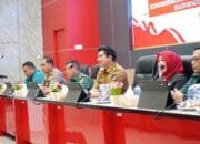Rapat Persiapan HUT ke-80 RI, Bupati Arie Minta Seluruh OPD dan Desa Berperan Aktif Rapat Persiapan HUT ke-80 RI, Bupati Arie Minta Seluruh OPD dan Desa Berperan Aktif