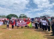 Meriah, Wabup Sumarno Lepas Pawai Karnaval HUT ke-80 RI di Padang Jaya