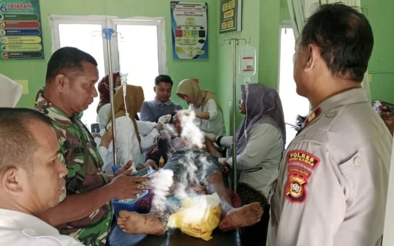 Warga Musi Rawas Diserang Beruang Saat Menyadap Karet di Kebun Warga Musi Rawas Diserang Beruang Saat Menyadap Karet di Kebun
