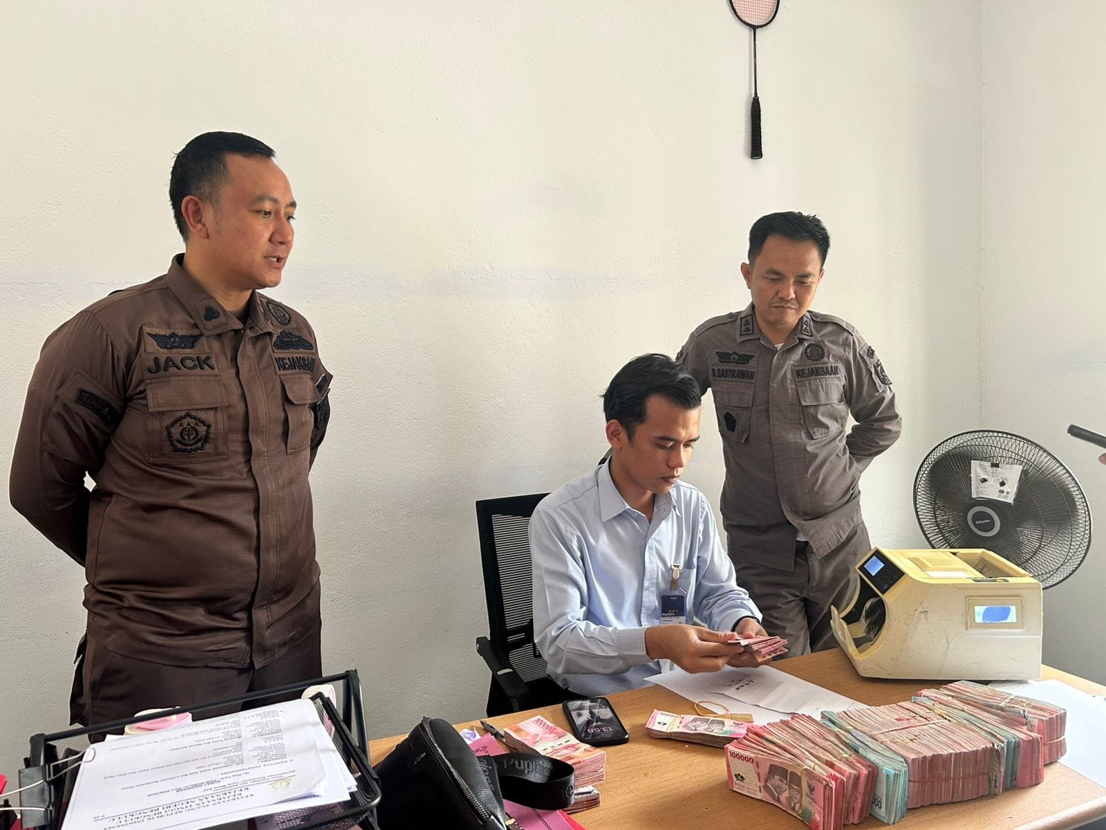 Dirut Travel LBN Ditahan Terkait Dugaan Penipuan Dana PKL Mahasiswa Unihaz