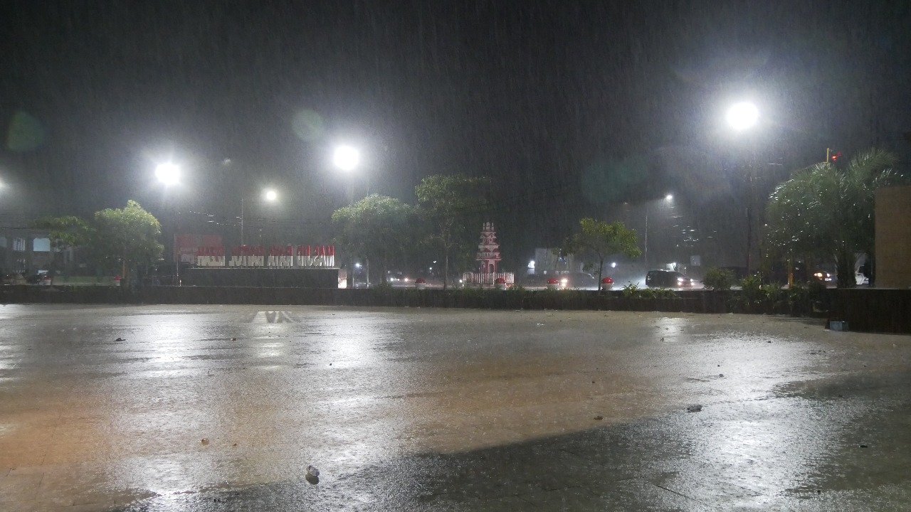 Massa Demo “Indonesia Gelap” Kecewa, 8 Tuntutan Gagal Disampaikan ke DPRD Bengkulu