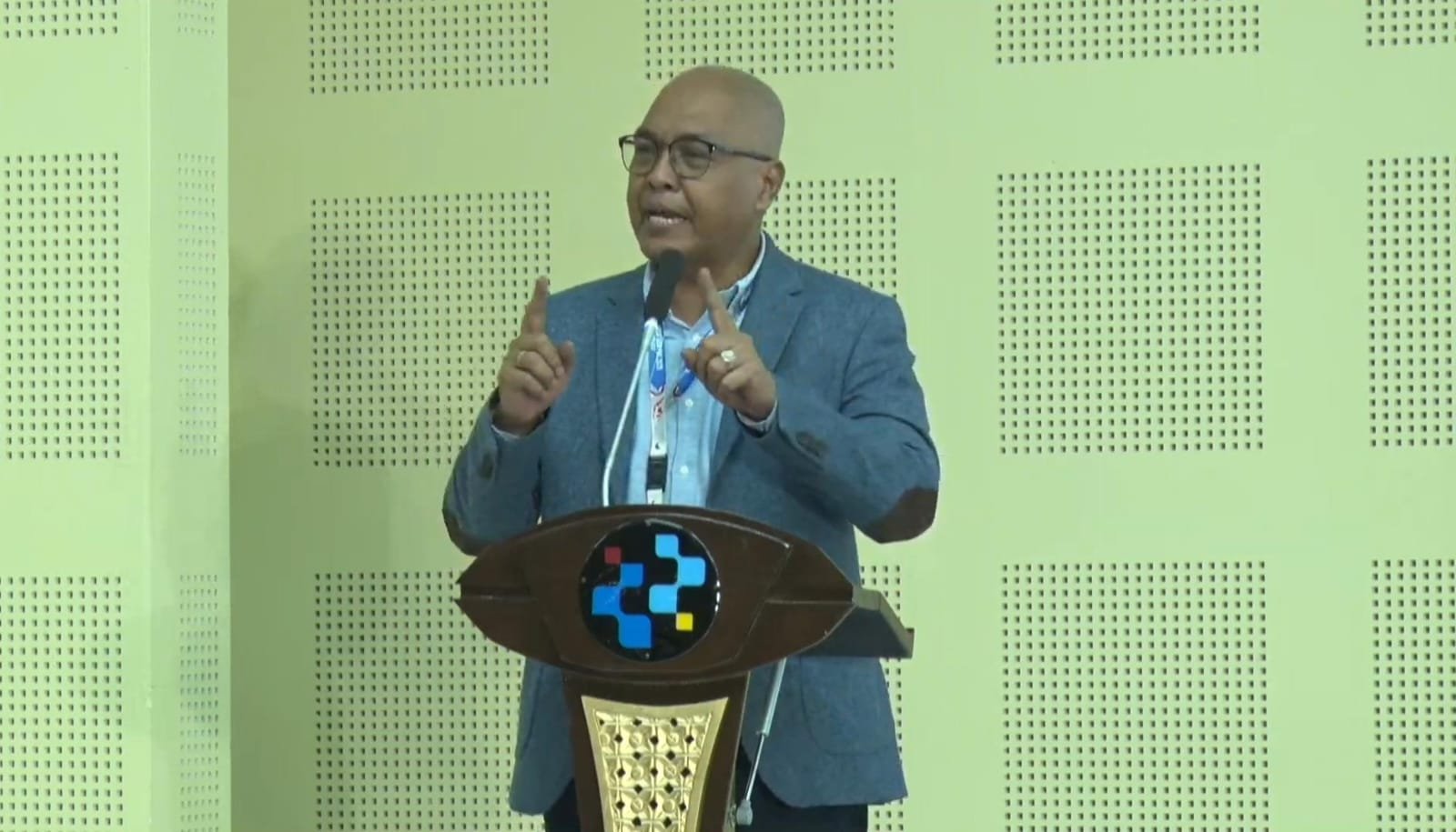 Akhmad Munir Terpilih Jadi Ketua Umum PWI Pusat 2025–2030, Pemred repoeblik.com: Selamat!