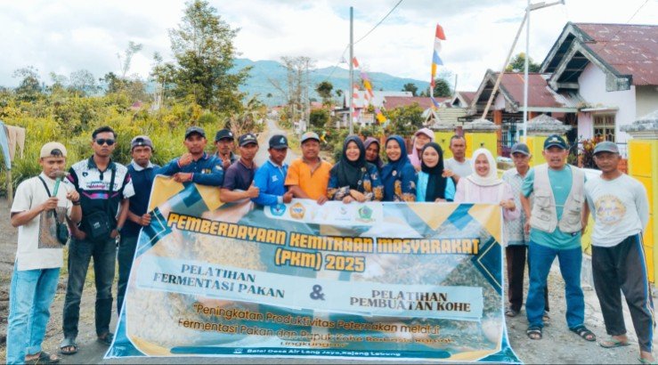 Unived Gelar PKM 2025 di Desa IV Suku Menanti, Latih Pakan Ternak hingga Digital Marketing