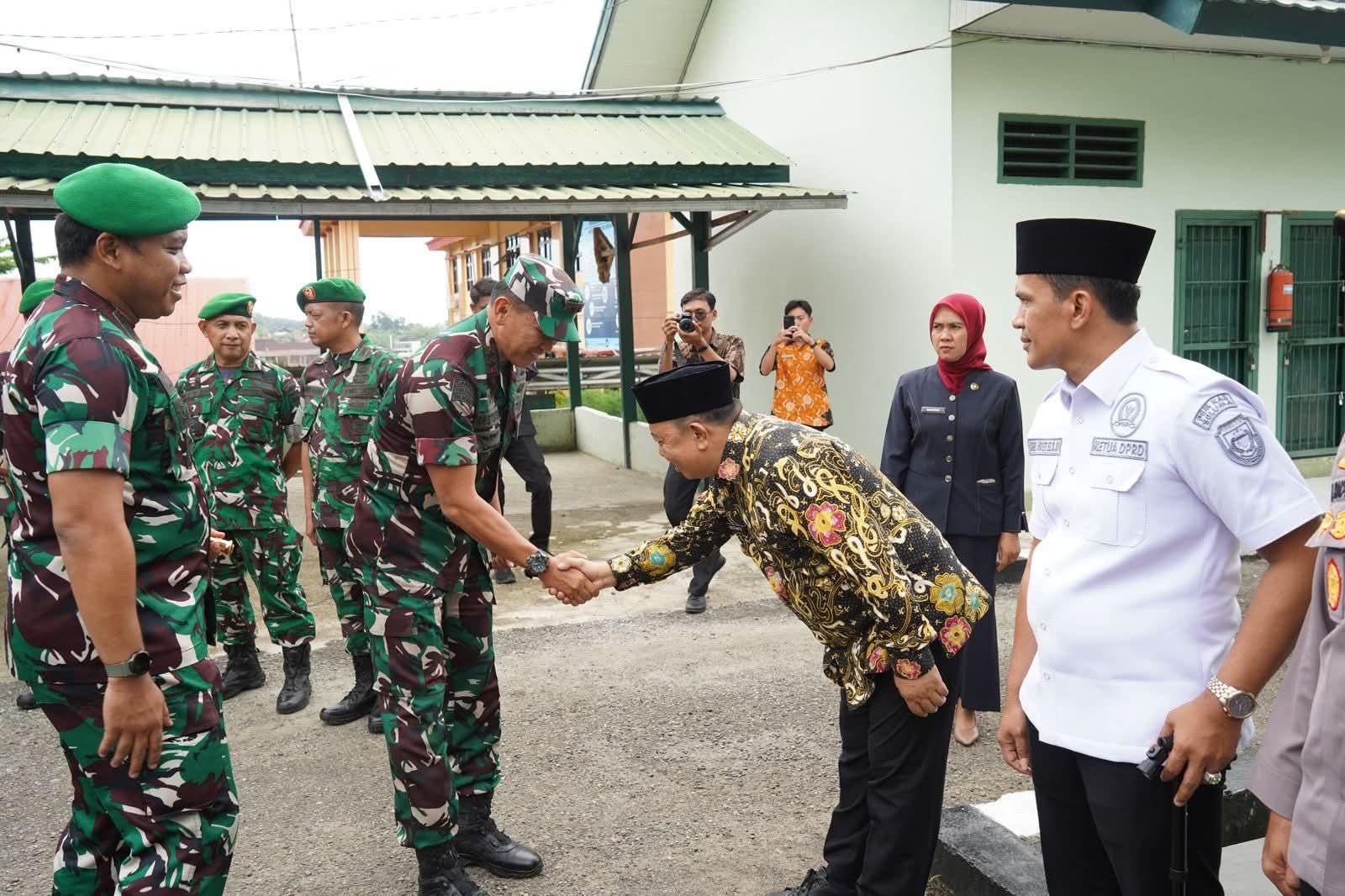 Pangdam XXI/Radin Inten Kunker ke Seluma, Tinjau Rencana Pembangunan Batalyon