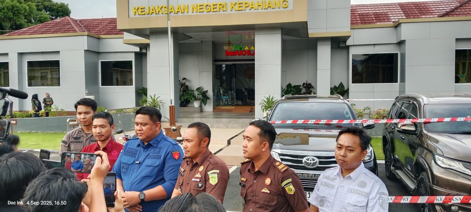 Kejari Kepahiang Sita Rp4,8 Miliar Lebih, Mobil Mewah dan Aset Terkait Dugaan Korupsi DPRD