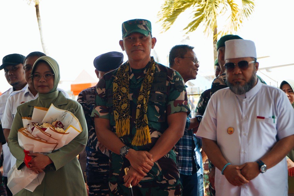 Pangdam XXI/Radin Inten Mayjen TNI Kristomei Sianturi Disambut Gubernur Bengkulu, Agendakan Safari Tiga Hari