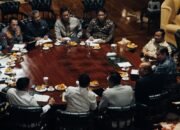Prabowo Pimpin Ratas di Hambalang, Bahas Singkong, Energi Surya, hingga Giant Sea Wall