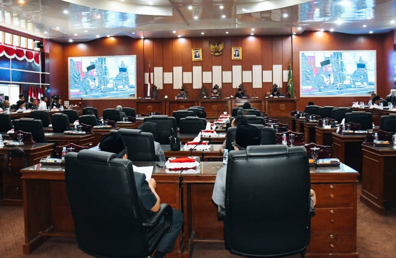 Belanja Naik Jadi Rp1,399 Triliun, Pendidikan dan Sampah Jadi Fokus P-APBD Bengkulu 2025