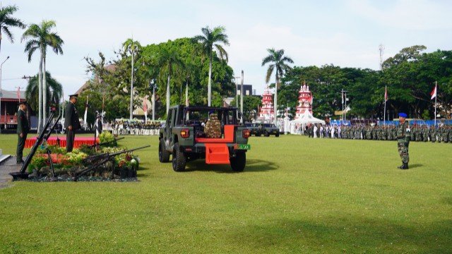 Upacara HUT ke-80 TNI, Adakan Berbagai Atraksi