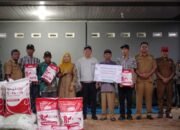 Ketua DPD RI Serahkan Bantuan Alsintan dan Benih Jagung di Padang Jaya, Dorong Ketahanan Pangan Nasional
