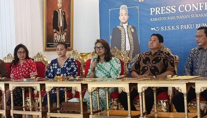 Resmi! Pakoe Boewono XIV Sah Bertakhta: Tak Ada Dualisme, Ini Penegasan Hukum dari Mantan Hakim PTUN Jakarta