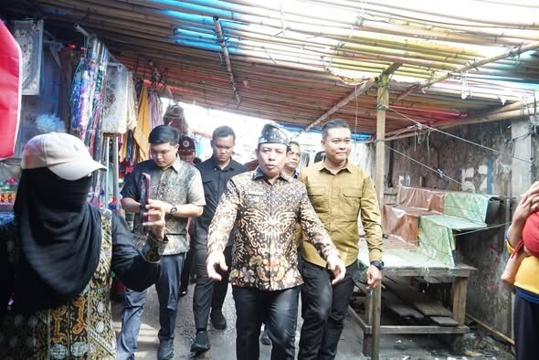 Lapak Tutupi Jalan dan Akses Damkar, Pemkot Bengkulu Lakukan Penertiban