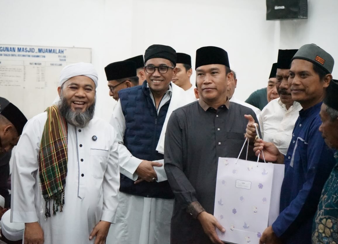 Safari Ramadan Kepahiang dimanfaatkan Pemerintah Provinsi Bengkulu untuk menyalurkan berbagai bantuan sekaligus mengumumkan tambahan 10 unit ambulans bagi kabupaten tersebut, Kamis (26/2/2026).