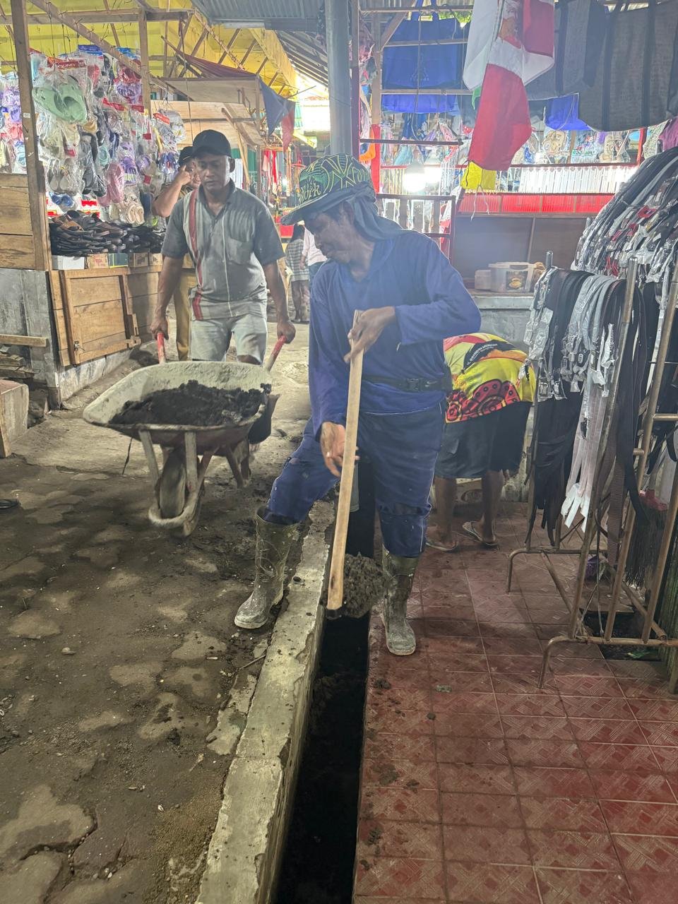 Normalisasi Drainase Pasar Panorama Dikebut Usai Banjir Ganggu Aktivitas