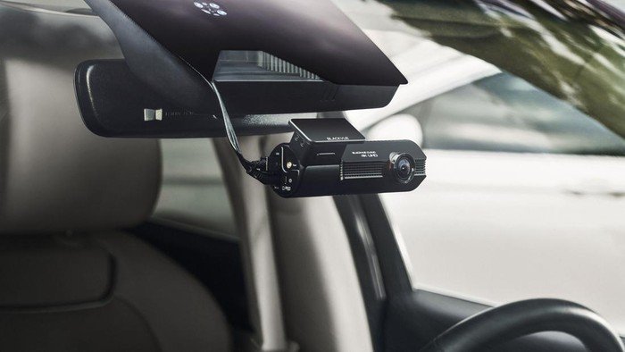 Dashcam BlackVue Elite 10 Klaim Irit Aki dan Aktif Mingguan Saat Parkir