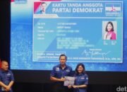 AHY Nilai Merry Riana Layak Jadi Jurkam Nasional Demokrat AHY Nilai Merry Riana Layak Jadi Jurkam Nasional Demokrat