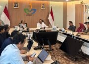 Rencana pembangunan bandara TNI AU Bengkulu menjadi pembahasan dalam pertemuan Wakil Gubernur Bengkulu Mian dengan Direktur Utama PTPN I Tedy Yunirman Danas di Kantor PTPN I, Jakarta, Selasa (10/3/2026).