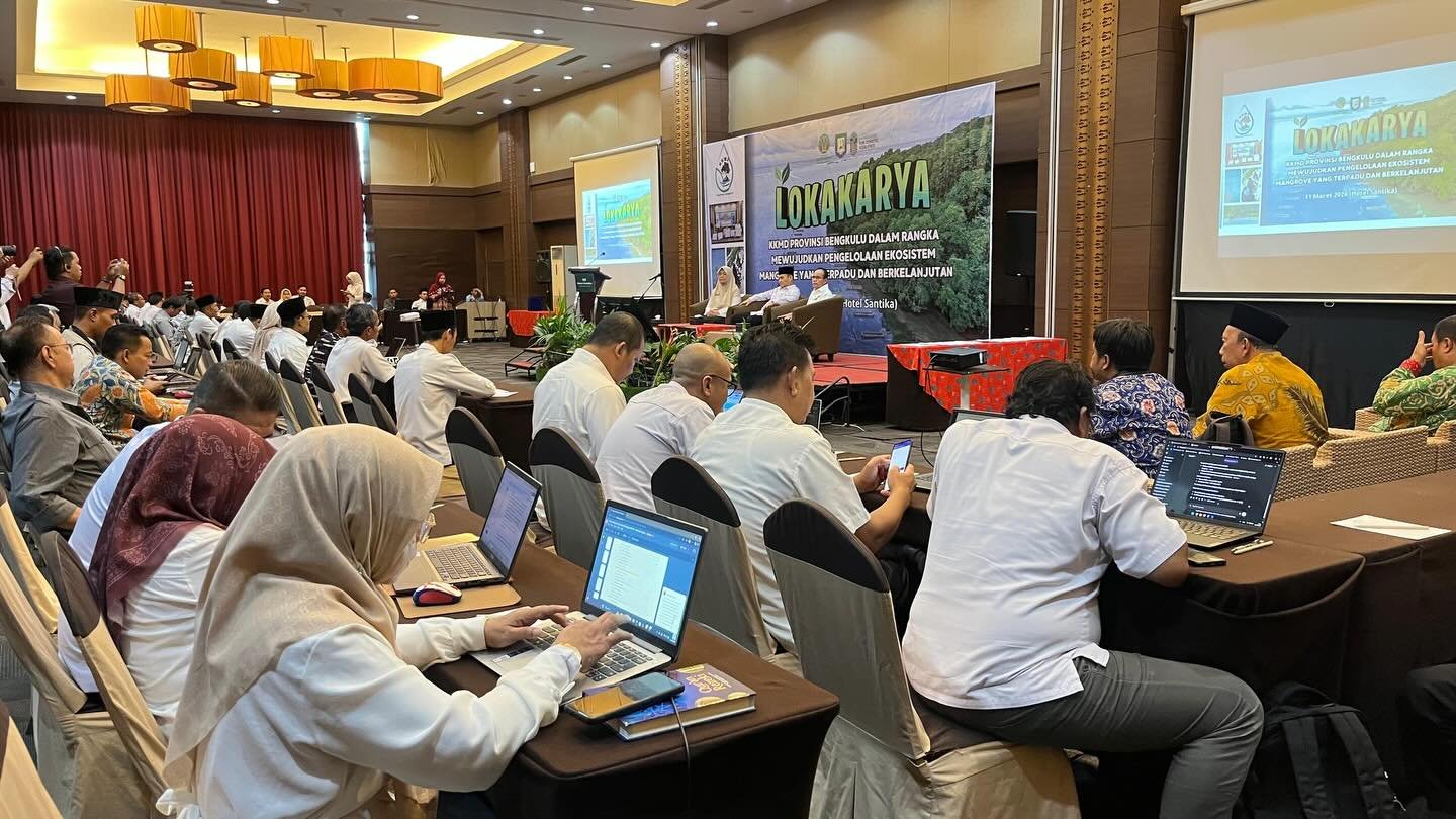 Pembentukan tim tersebut ditandai melalui Lokakarya Kelompok Kerja Mangrove Daerah Provinsi Bengkulu yang dibuka oleh Sekretaris Daerah Provinsi Bengkulu Herwan Antoni di Hotel Santika Bengkulu, Rabu (11/3/2026).